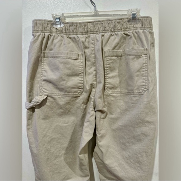 NWT Old Navy High Waisted Pulla Utility Pants in Size Medium - Picture 8 of 8